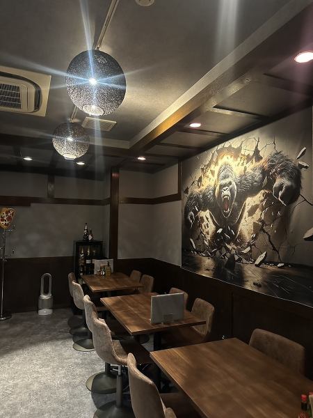 ＜大人数もOK＞雰囲気自慢の店内は各種ご宴会や誕生日、記念日など幅広いシーンで活躍！大人数でのご利用にも最適です♪本格自家製ピザは全30種類以上！大きなサイズ&具も多めでみなさまでのシェアにもおすすめ◎ワインなどのアルコールメニューも豊富にご用意しております！