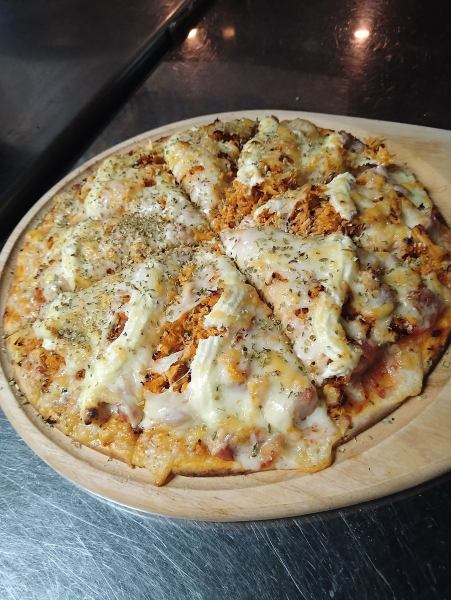 お食事メインの方におすすめ!チキン系ピザ