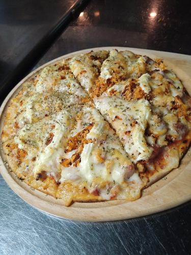お食事メインの方におすすめ!チキン系ピザ