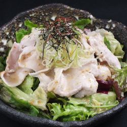 蒸し鶏と豆腐の胡麻サラダ