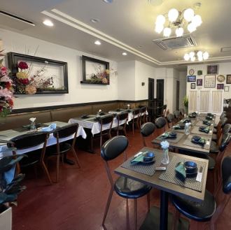 店内壁際のお席には一部座り心地の良いソファー席をご用意しております☆長時間でもゆったりとお過ごしいただけます♪