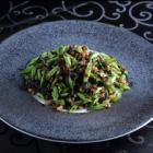 豚ミンチと三度豆炒め