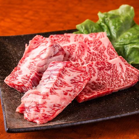 黒毛和牛を贅沢に使用!お手軽価格で圧倒的コストパフォーマンス