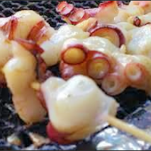 Grilled octopus skewers (2 servings)
