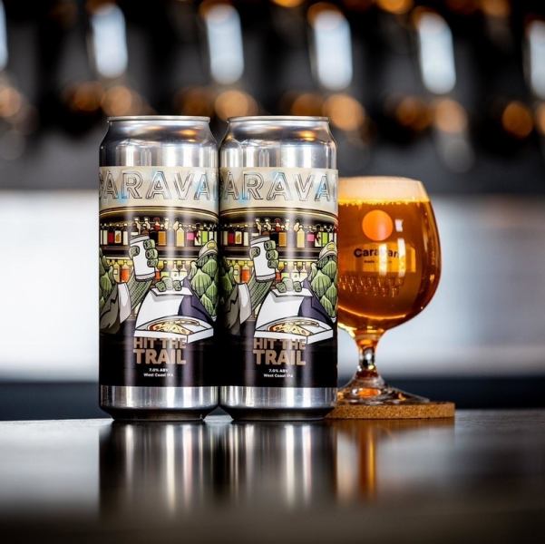 クラフトビールは常時50種類ほど、クラフトジンは120種類ほどご用意しております。伏見に佇む大人の隠れ家でクラフトジン、クラフトビールをお楽しみください◎※20歳未満の方のご来店はご遠慮ください