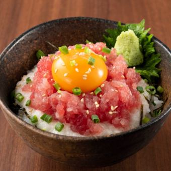 ネギトロ丼 (たまご山芋かけ)