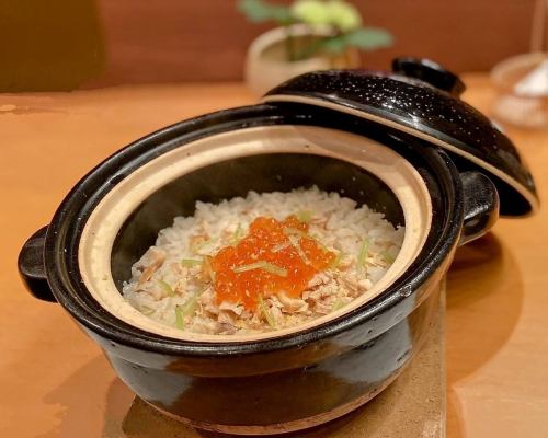 《Clay pot rice that can only be tasted at our shop》