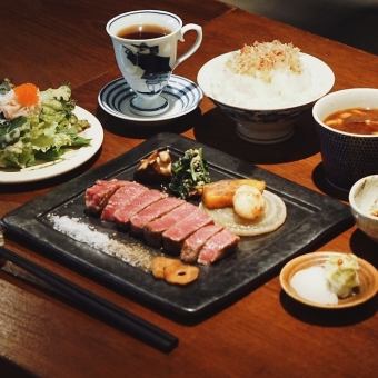 北海道産黒牛シャトーブリアンステーキ100ｇ《ランチセット》