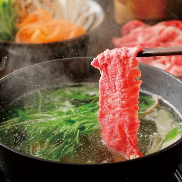 【しゃぶしゃぶメニュー】きめ細やかな肉質と上品な甘みが特徴◆黒毛和牛A4モモ3,800円(税込)~