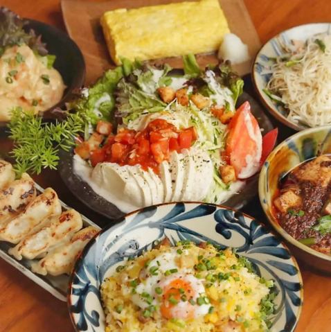 飲み放題と一緒に当店自慢のお料理をご堪能ください♪