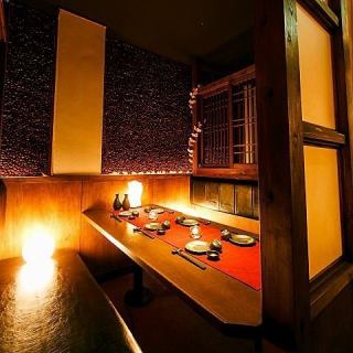[2-4 people] Click here for a private room for a small number of people! A compact private room ideal for 2-4 people.Even if you sit with four people, you can relax on the comfortable sofa seats.A space like a hideaway is active in various scenes such as girls-only gatherings and dates!