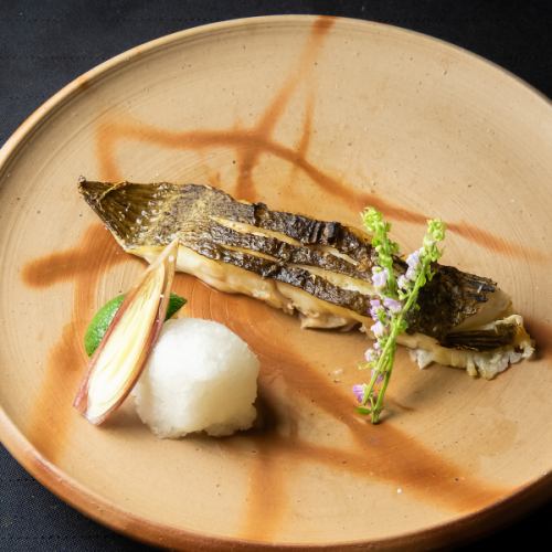 季節の鮮魚の塩焼き　or 煮付け