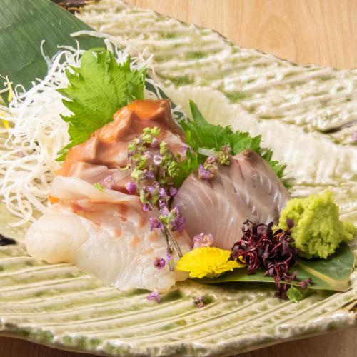 季節の鮮魚のお刺身盛り合わせ