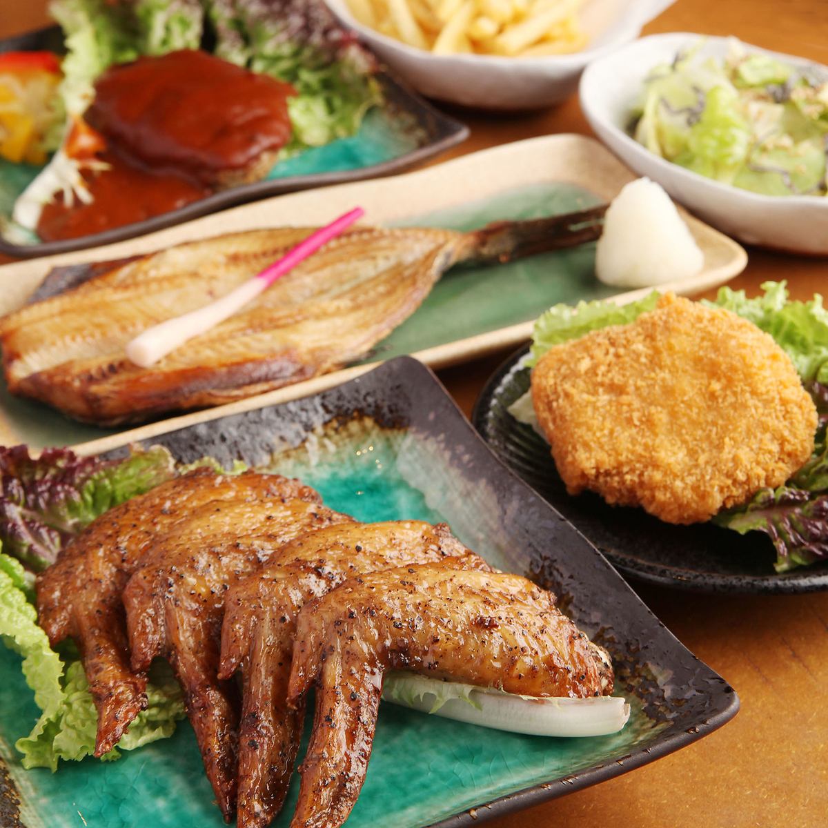 新高岡OPEN！肉屋仕込みの絶品ハンバーグが自慢。大人数の宴会も70席で完備