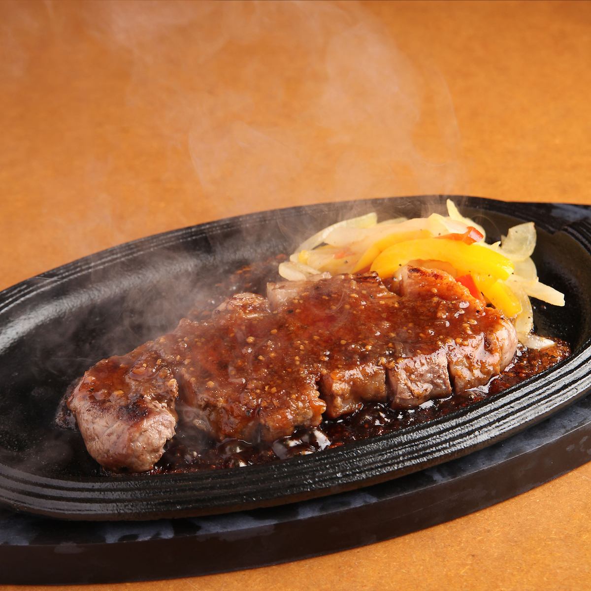 「くぼた本店」厳選の「肉」の旨味をご堪能ください。