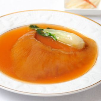 【福騰コース】フカヒレ姿煮スープ・和牛のグリルトリュフ添えなど贅沢7品＋2時間飲み放題