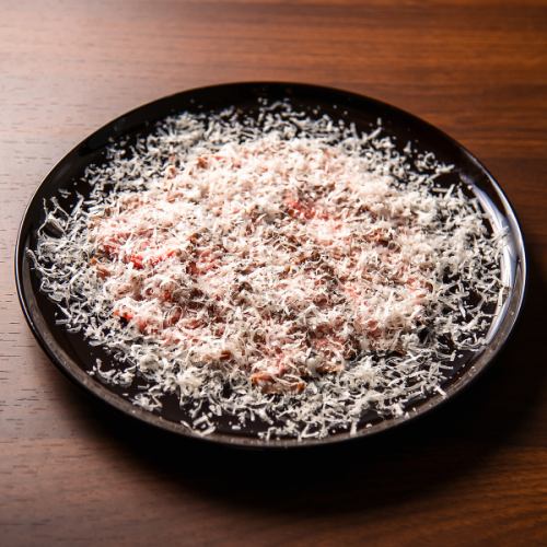 自家製のローストビーフのカルパッチョ♪特製ソースが上品です！