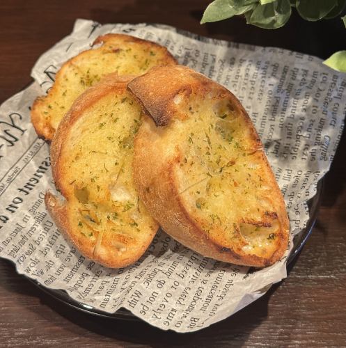 ガーリックトースト