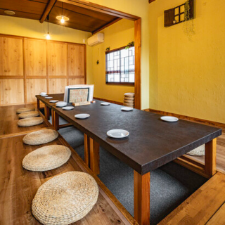 This is a private room that can accommodate large groups.You can enjoy a special time at your leisure.