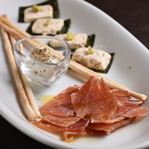 Blue Cheese Dip & Grissini