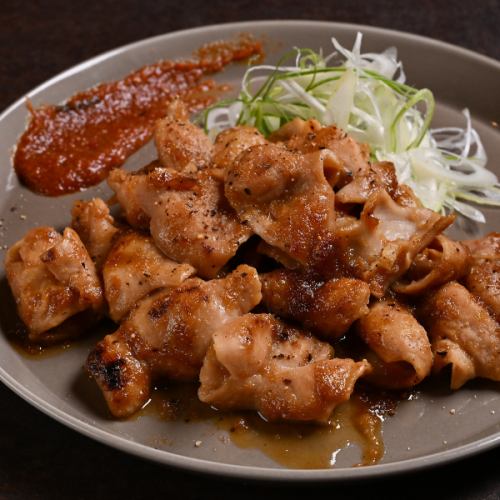 White offal and chrysanthemum oil with special sauce