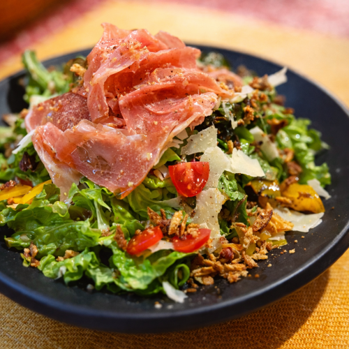 生ハムとチーズのイタリアンサラダ