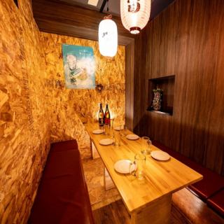 あらゆるお客様にお気軽にご来店いただける空間作りを目指しております。オシャレな雰囲気でごゆっくりと。