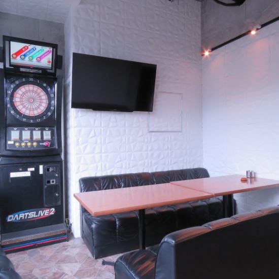 Private room with karaoke, darts, and big screen TV!Spacious party◎