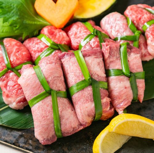 【推薦吃到飽2,527日元（不含稅）~♪♪】如果想吃很多肉，建議預約套餐！