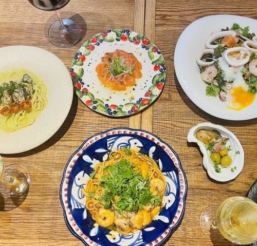 An oyster bar that even those who don't like oysters can enjoy