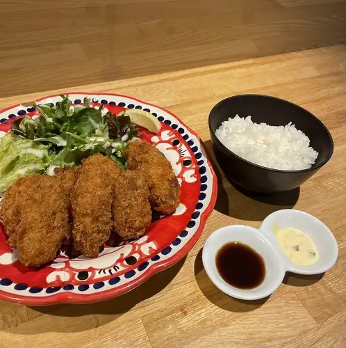 Weekday-only lunch menu to be renewed in May 2026.