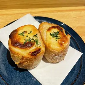 Sea urchin butter toast (2 pieces)