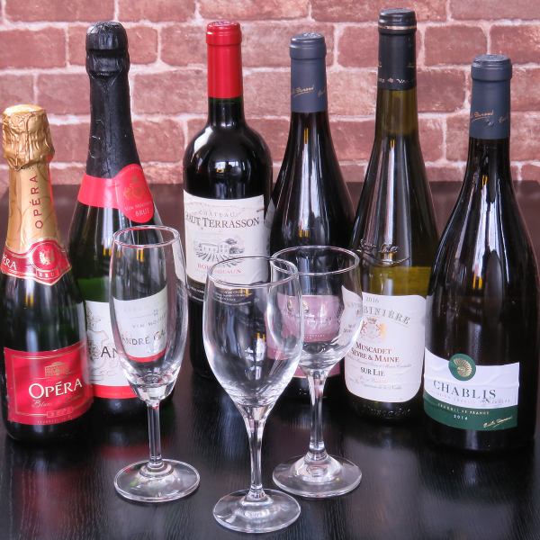 オーナーが厳選したワインと、ビストロ料理のハーモニー