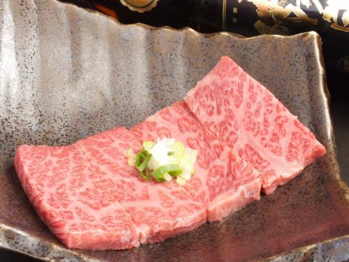 Japanese black beef / A5 rank meat used