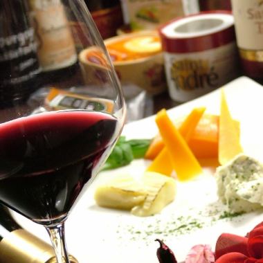 【仅限周日至周四】樱桃套餐,3500日元,120分钟内畅饮200多种樱桃酒