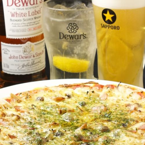 Our signature dish, "Specialty Pizza," goes well with our signature drinks!