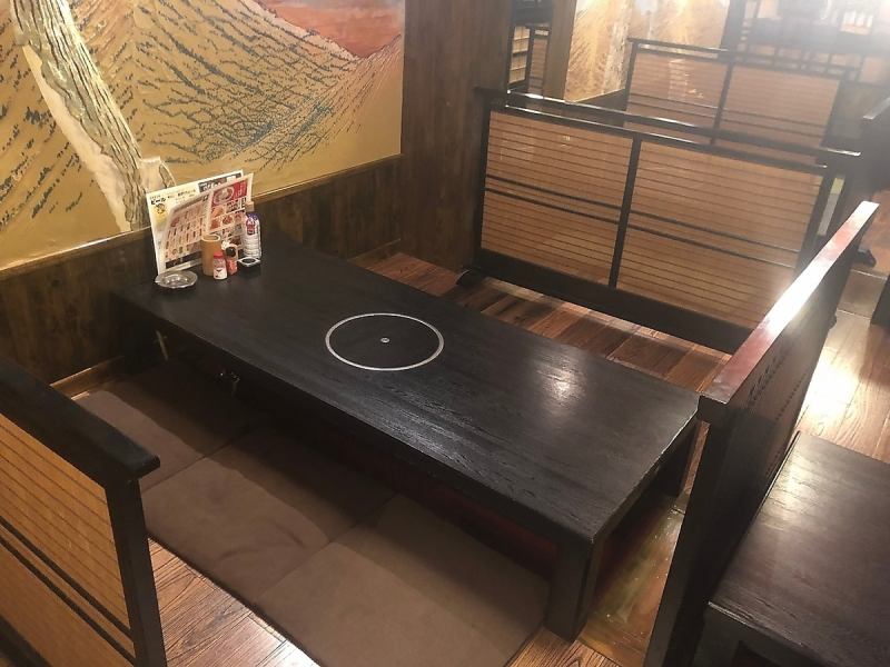 [Ample space between seats / Measures against infectious diseases ◎] We have various types of seats available such as counter seats, sunken kotatsu seats, table seats, etc. Please feel free to come by yourself or in a group!