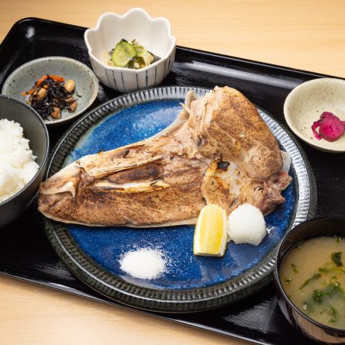 特色金枪鱼釜烧套餐！