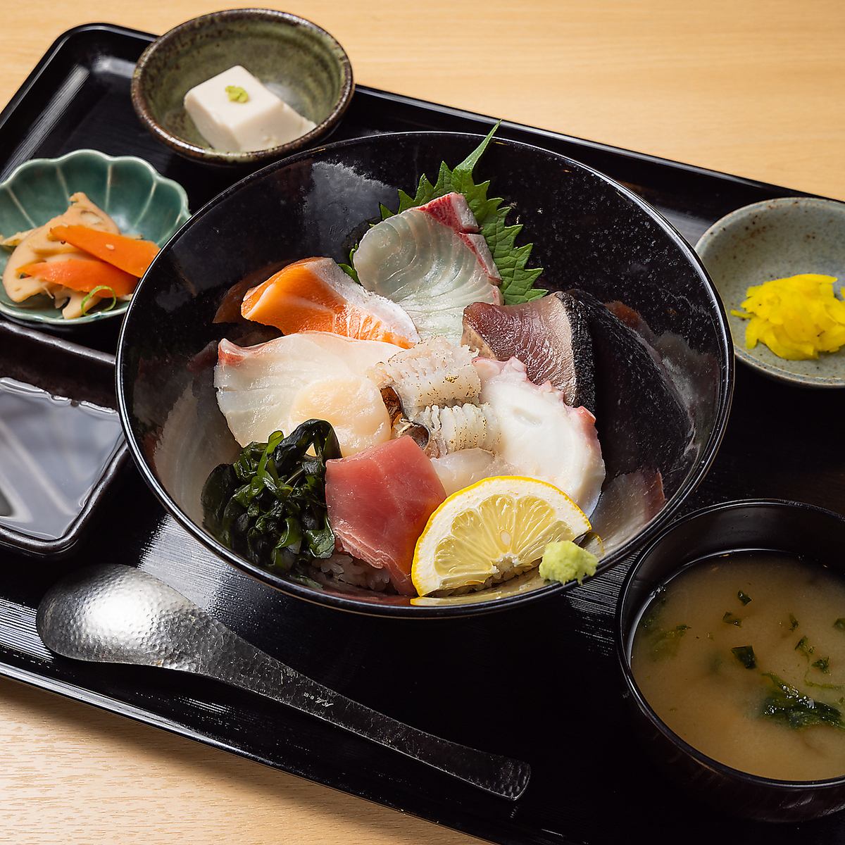 船場センタービル2号館地下2階に「魚屋亜門」がNEW OPEN！