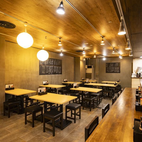 2時間飲み放題付き宴会コース3500円～ご用意しております！各種宴会にあわせてテーブルレイアウトも柔軟にご対応いたしますので、お気軽にお問い合わせください♪