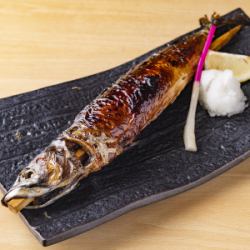 一整條魚！烤鯖魚