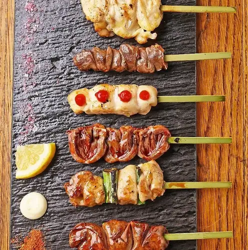 厳選地鶏の炭火料理