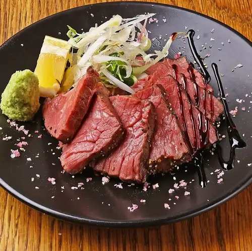 和牛イチボの炭焼き　100グラム
