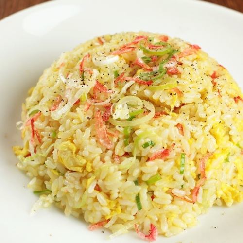 Shrimp-flavored fried rice