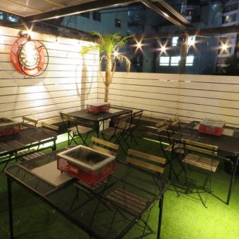 Enjoy BBQ at terrace seats full of openness!