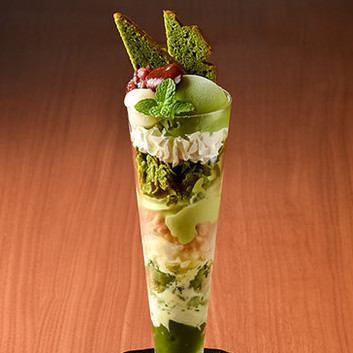 渋皮栗の抹茶パフェ