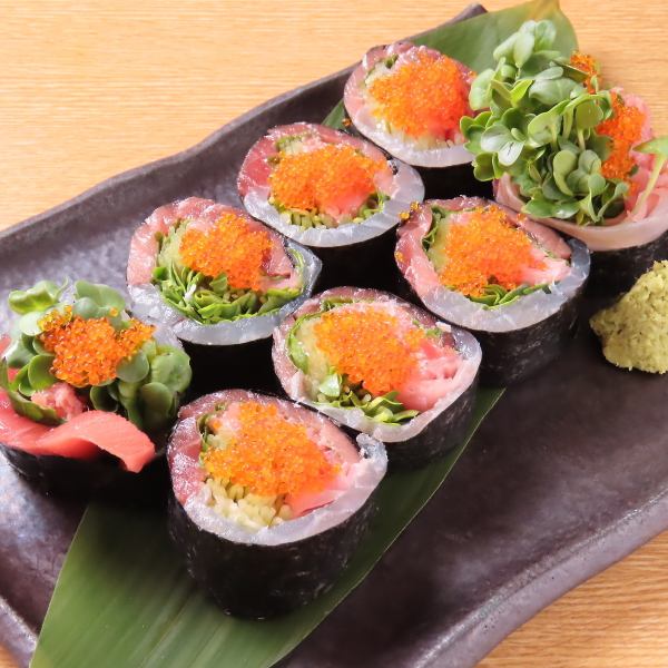 【驚きの大満足】シャリなし!?贅沢すぎる海鮮太巻き!その日一番の厳選お刺身をぎっしり詰め込みました