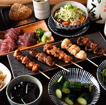 1本1本丁寧に炭で焼き上げるスタイル◎れば串220円（税込)