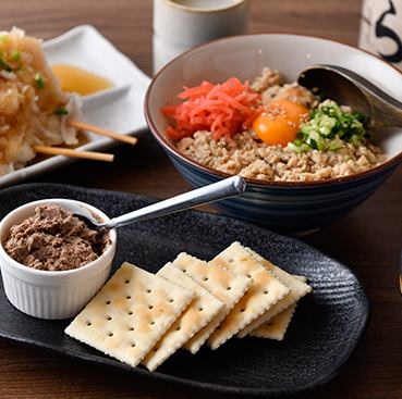 豊富なアラカルトメニューをご用意しております