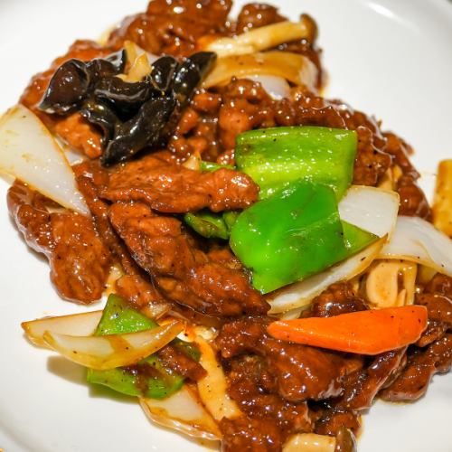 黑椒炒牛肉
